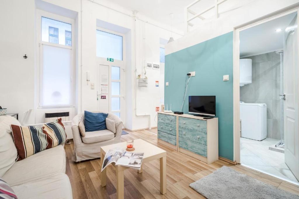 Colorwave Studio Home Budapest Luaran gambar
