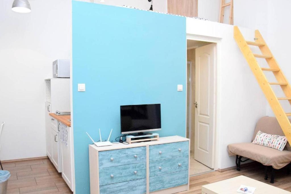 Colorwave Studio Home Budapest Luaran gambar