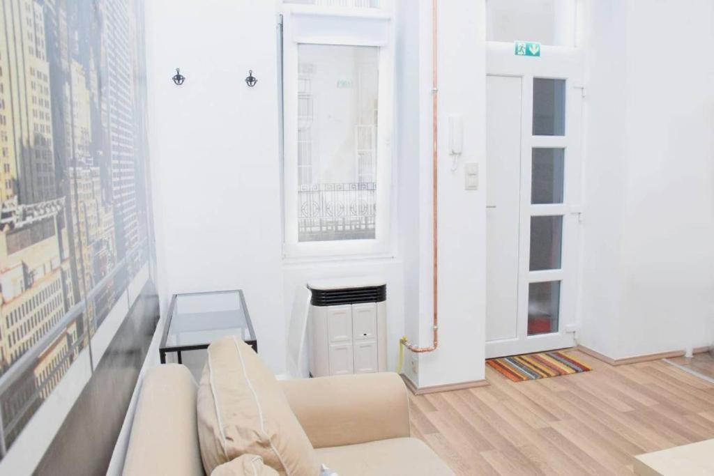 Colorwave Studio Home Budapest Luaran gambar
